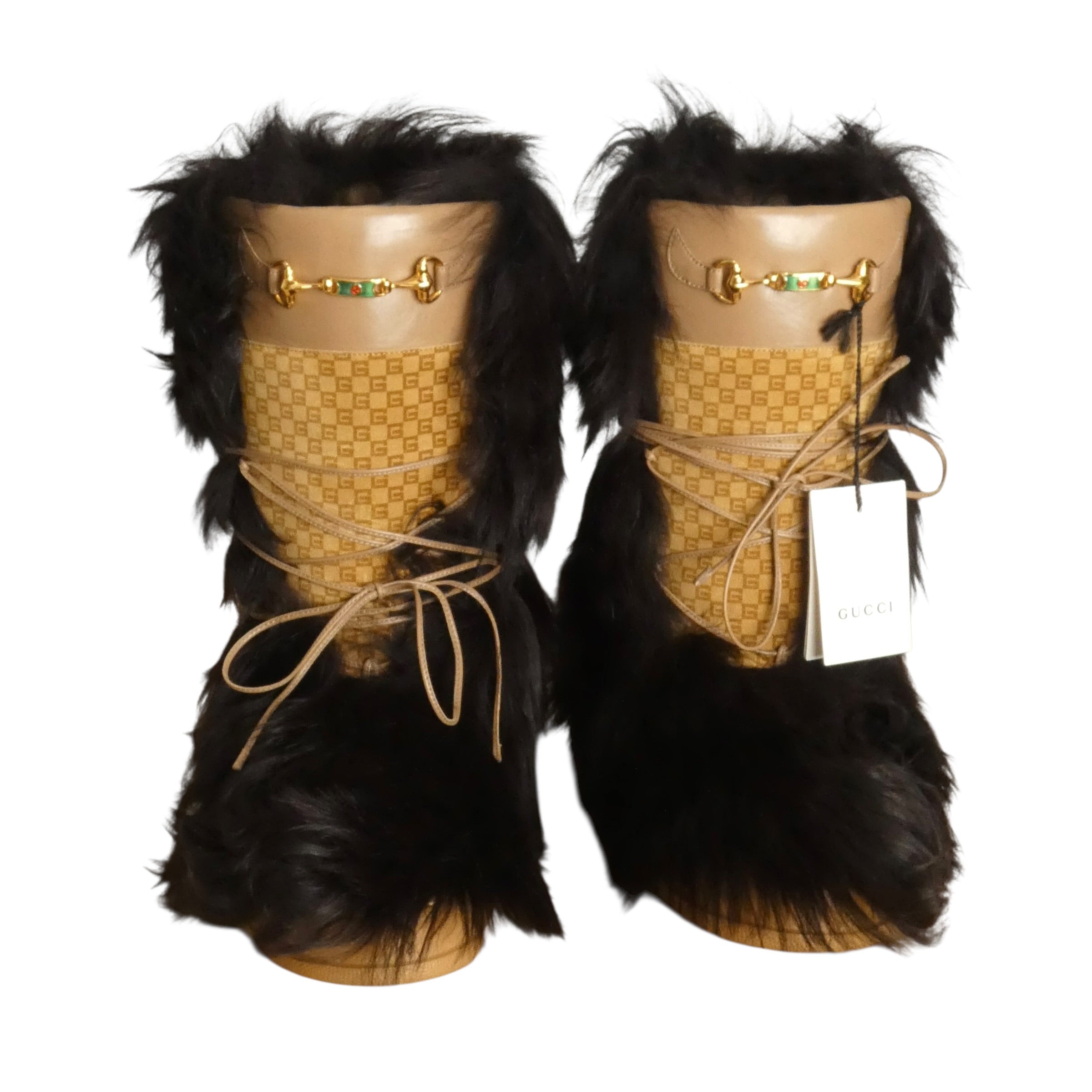 GUCCI ファー ブーツ 2023 Square G Fur-Trimmed Snow Boots, Size-40 – MARTINI CONSIGNMENT