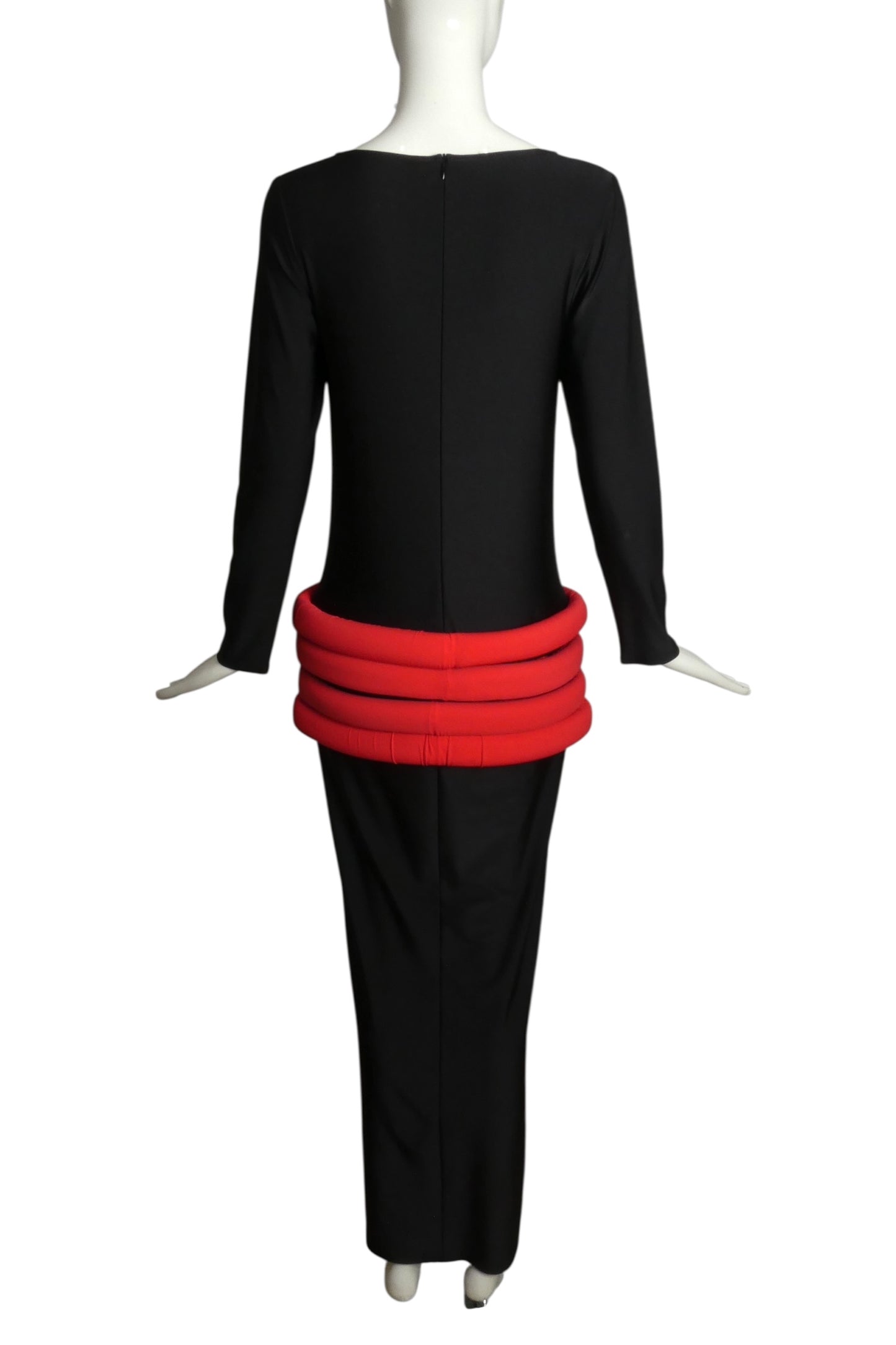 PIERRE CARDIN(HAUTE COUTURE)- 2012 Black & Red Knit Tube Dress, Size 6