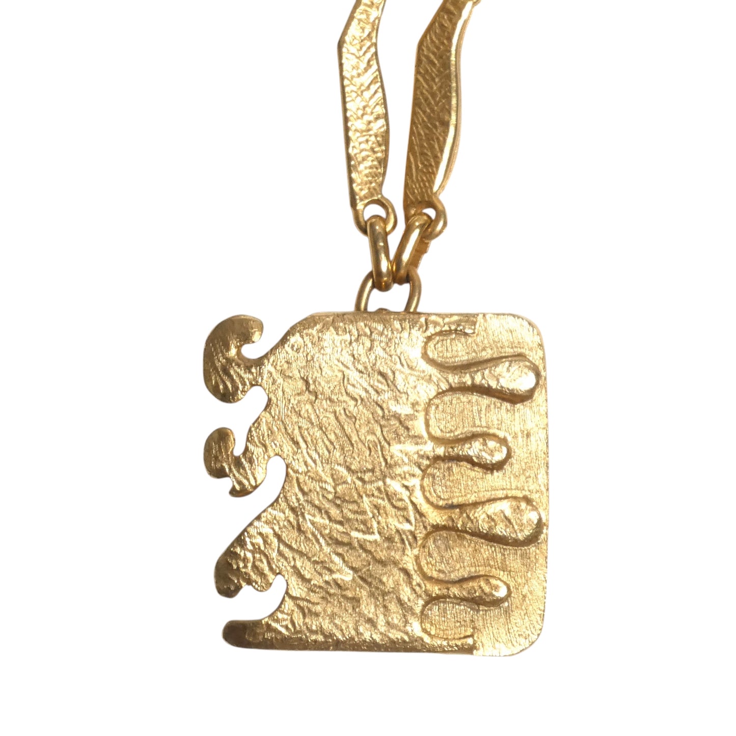 PIERRE CARDIN-1995 Gold Tone Metal Pendant Necklace
