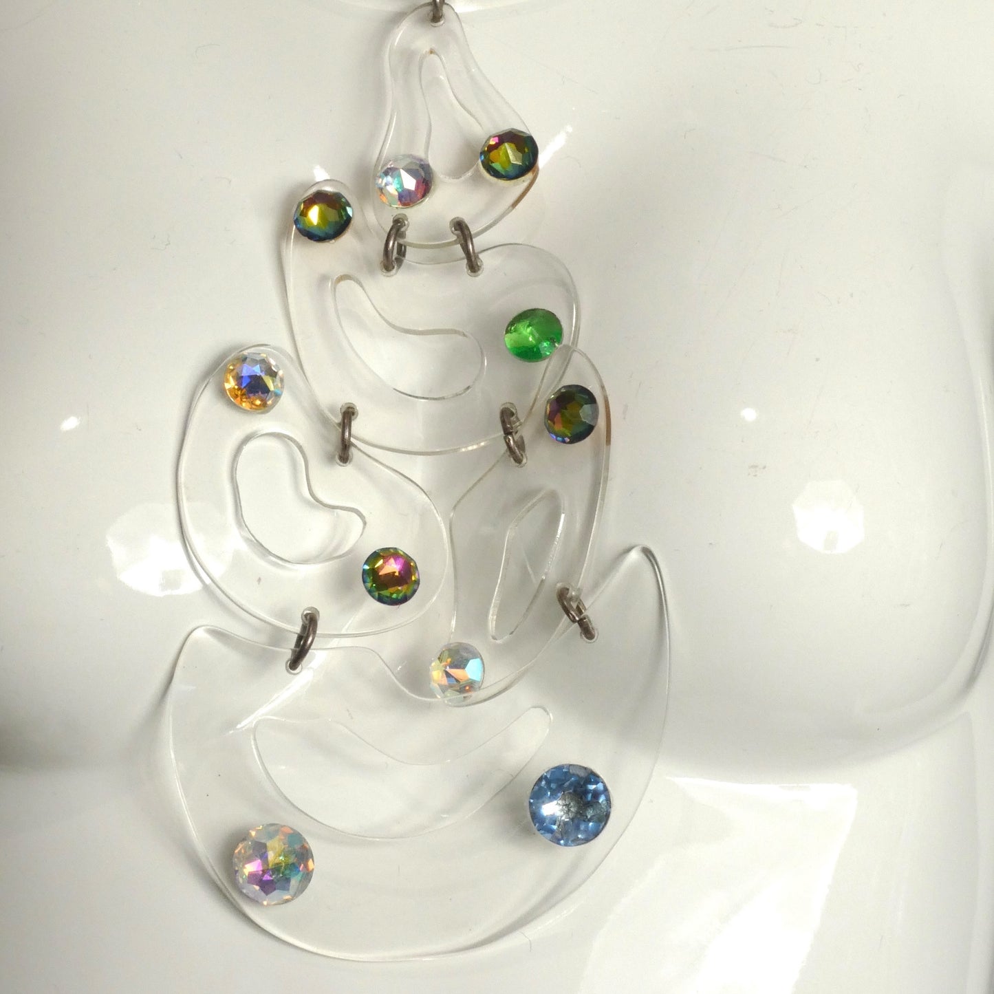 PIERRE CARDIN-1970s Acrylic Hinged Necklace