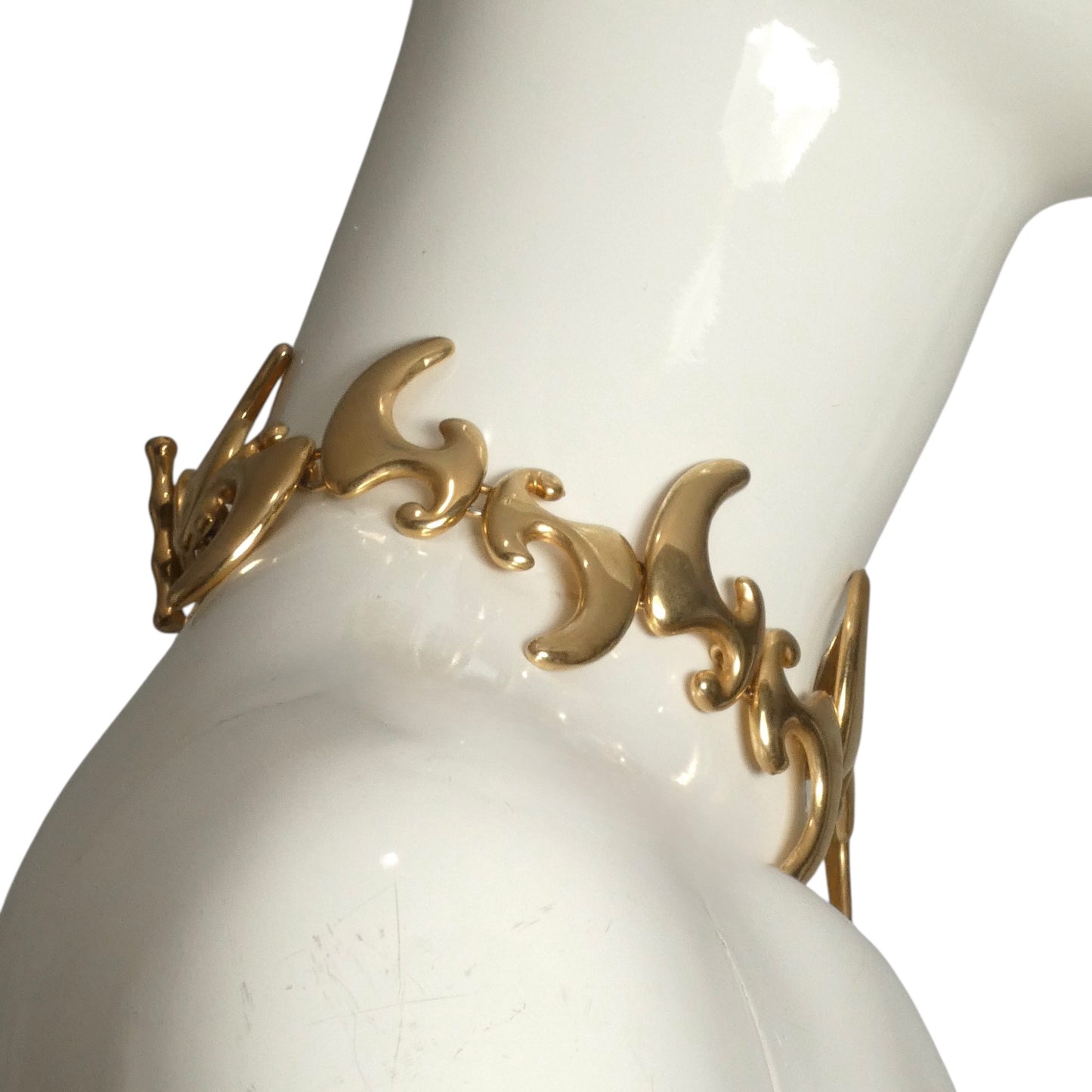 PIERRE CARDIN-1990s Gold Gilt Metal Necklace