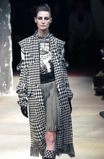 YOHJI YAMAMOTO- 2003 Printed Turtleneck Top, Size 4