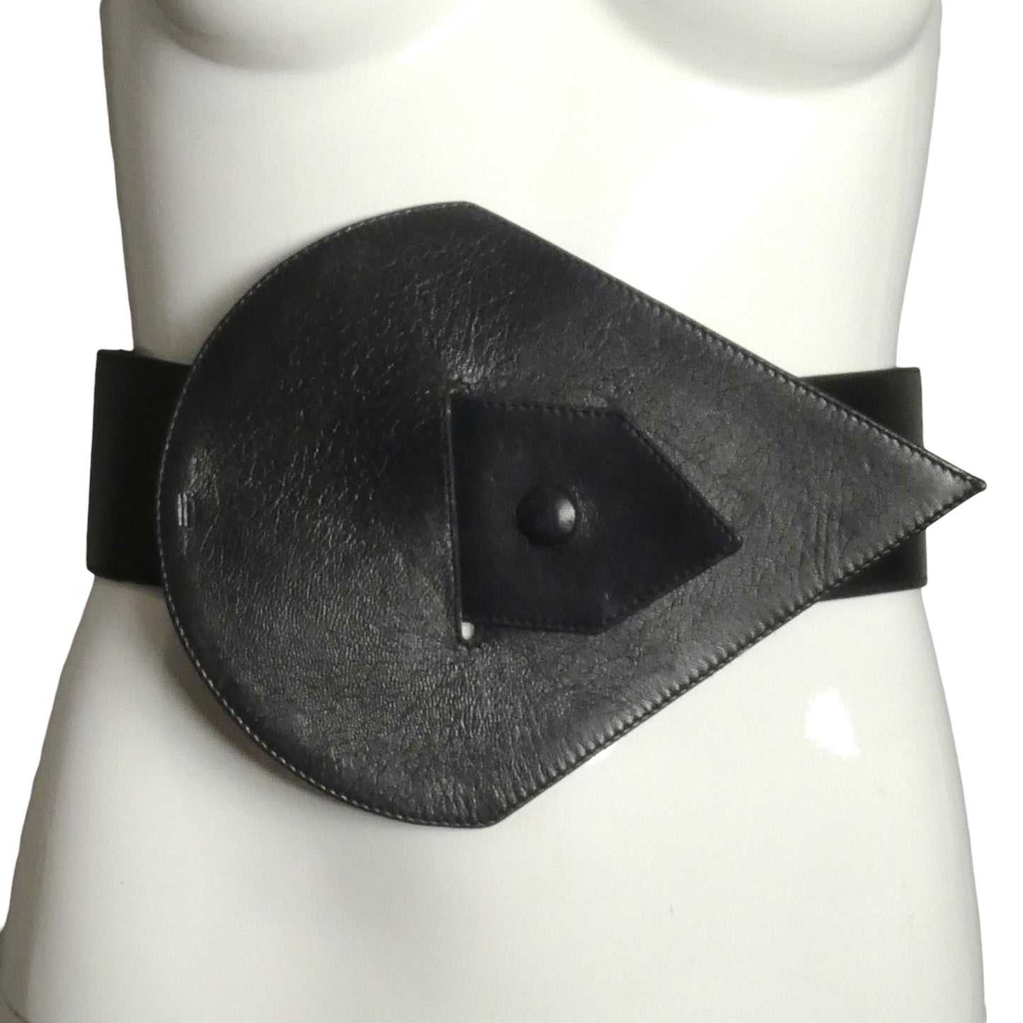 PIERRE CARDIN HERITAGE (HAUTE COUTURE)- 1980s Black Leather Belt, W-26"