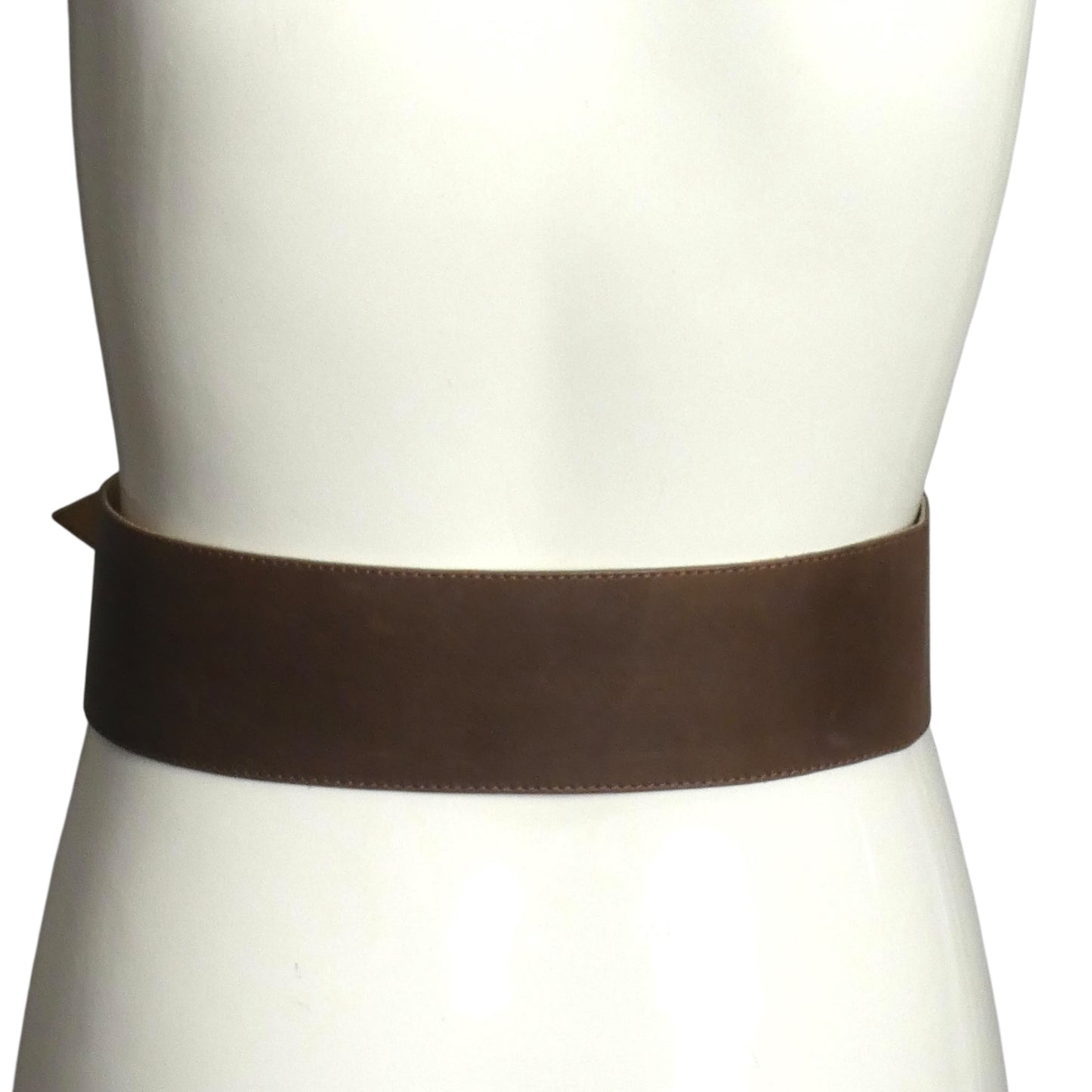 PIERRE CARDIN HERITAGE (HAUTE COUTURE)- 2008 Brown Leather Slide Belt, W-26"