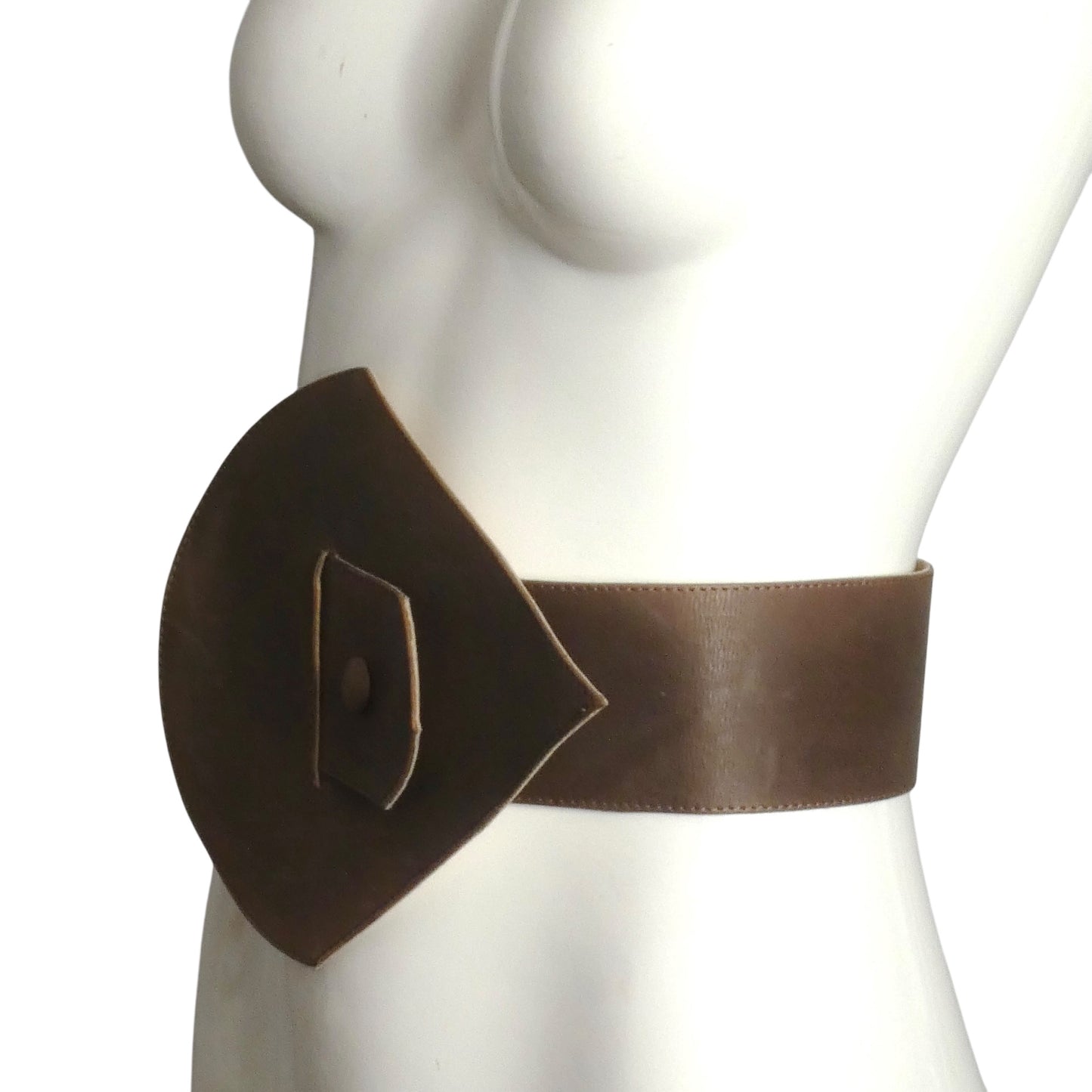 PIERRE CARDIN HERITAGE (HAUTE COUTURE)- 2008 Brown Leather Slide Belt, W-26"