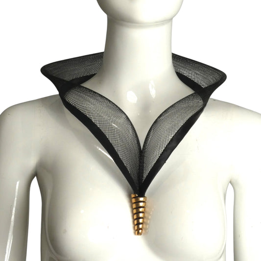 PIERRE CARDIN-1994 Black Woven Horsehair Necklace