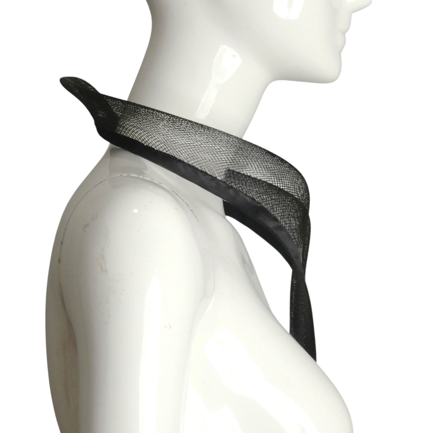 PIERRE CARDIN-1994 Black Woven Horsehair Necklace