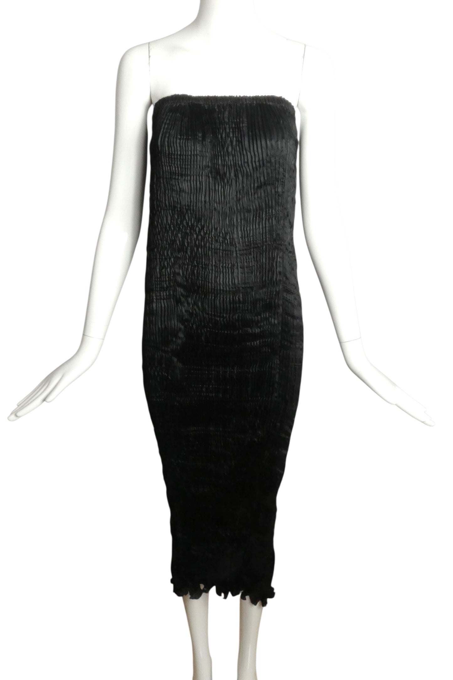 CHARLES & PATRICIA LESTER- 1980s Black Plisse Skirt, Size 10