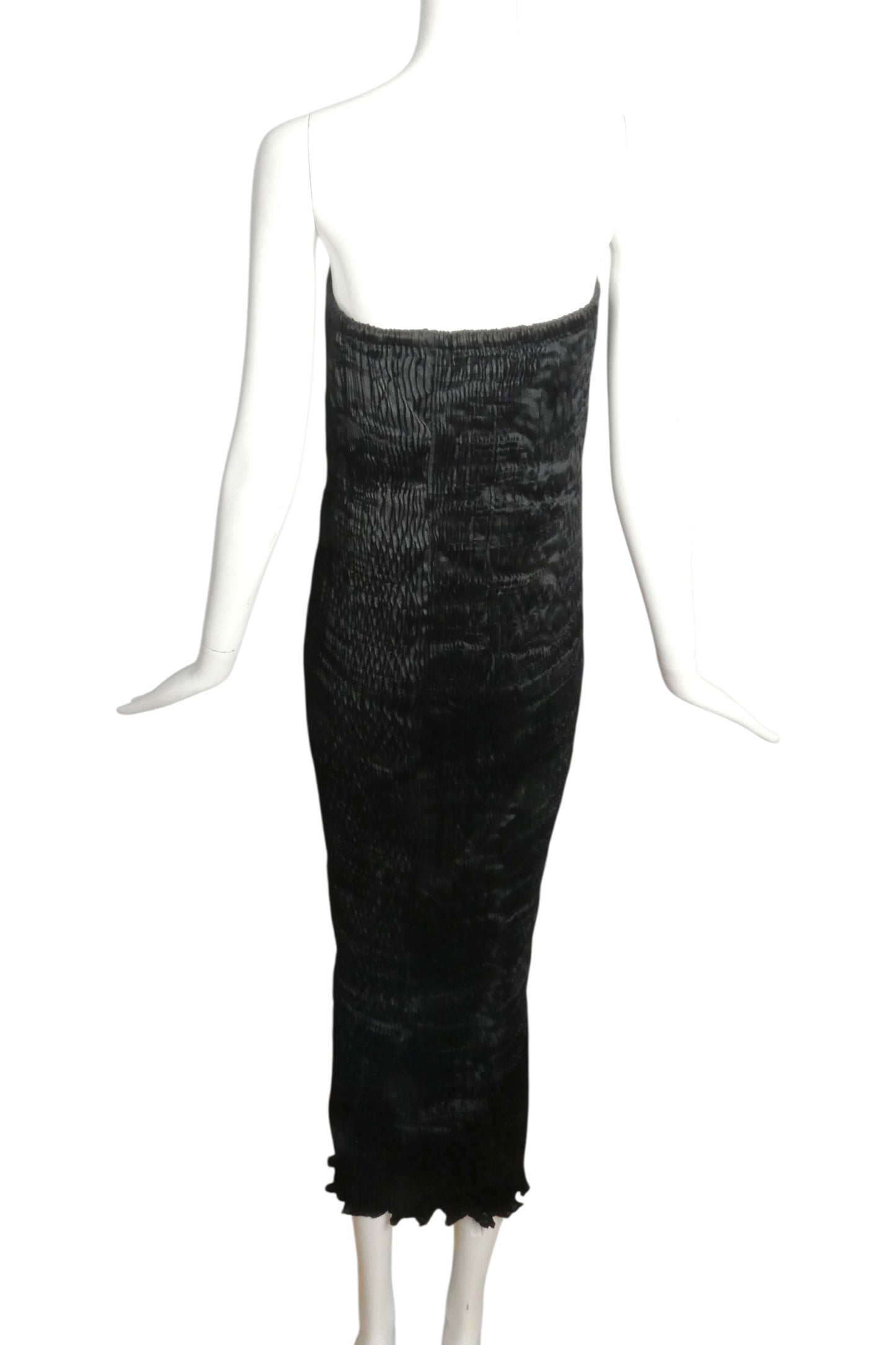 CHARLES & PATRICIA LESTER- 1980s Black Plisse Skirt, Size 10