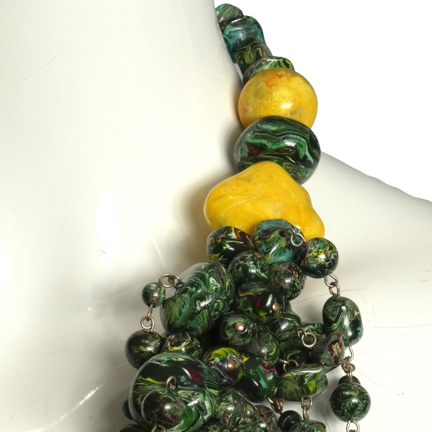 PIERRE CARDIN-1995 Multi Color Ceramic Bead Necklace