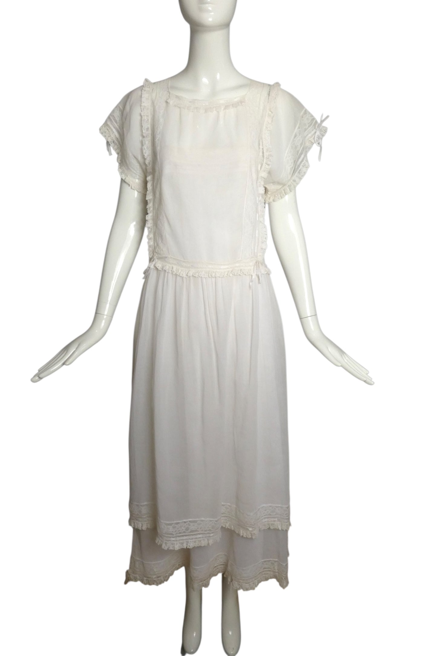 GINA FRATINI- 1980s White Cotton Tiered Dress, Size 4