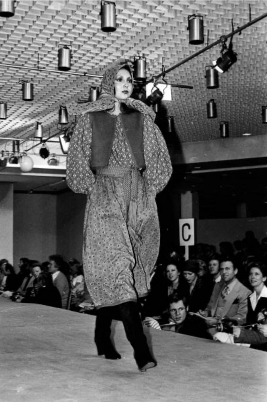 YVES SAINT LAURENT- 1976 Printed Wool Blouse, Size 6