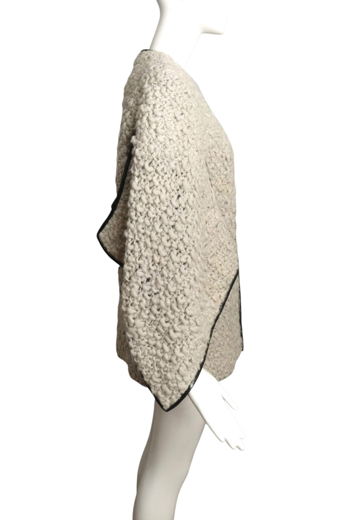 PIERRE CARDIN- 2007 Ivory Wool Boucle Knit Coat, Size 6