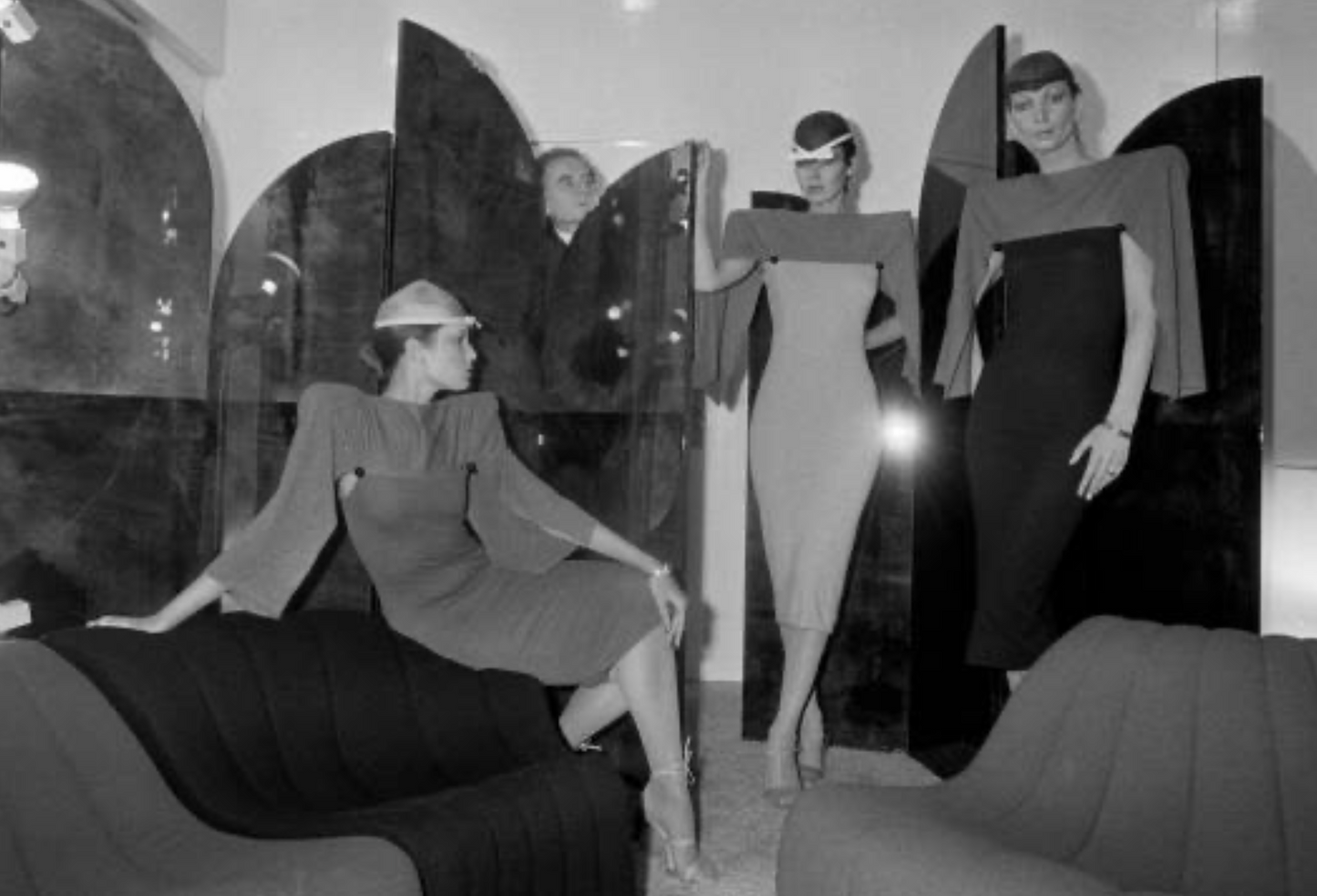 1979 Grey Wool Knit Sheath Dress, Size 4
