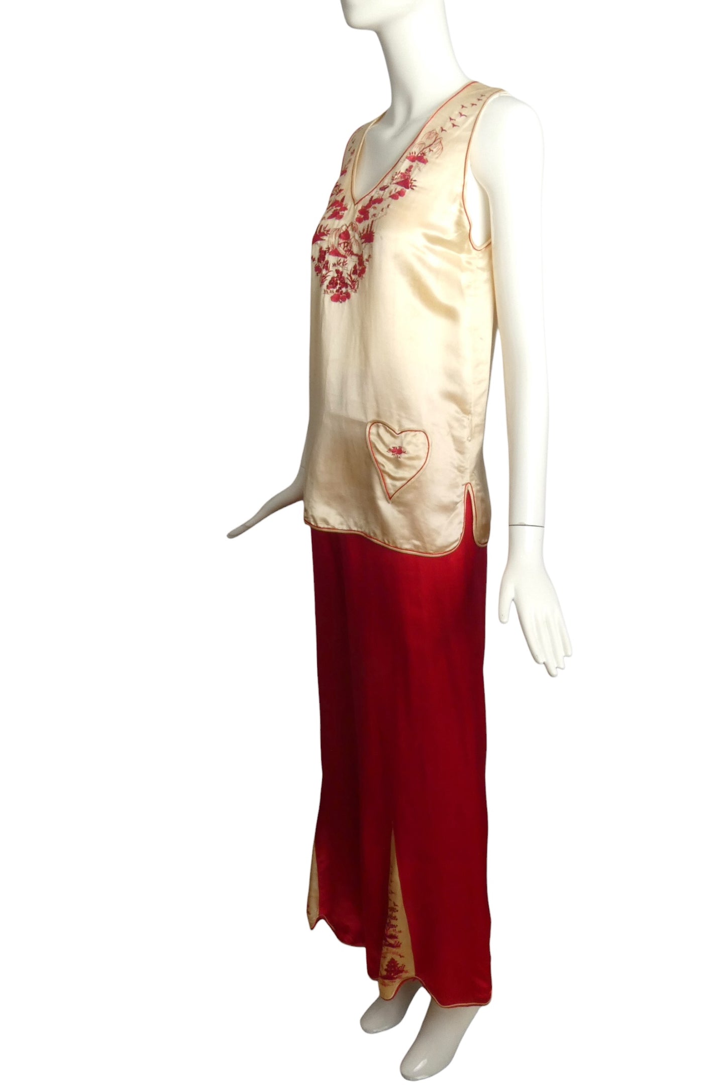 1920s Silk Embroidered Lounging Ensemble, Size-4