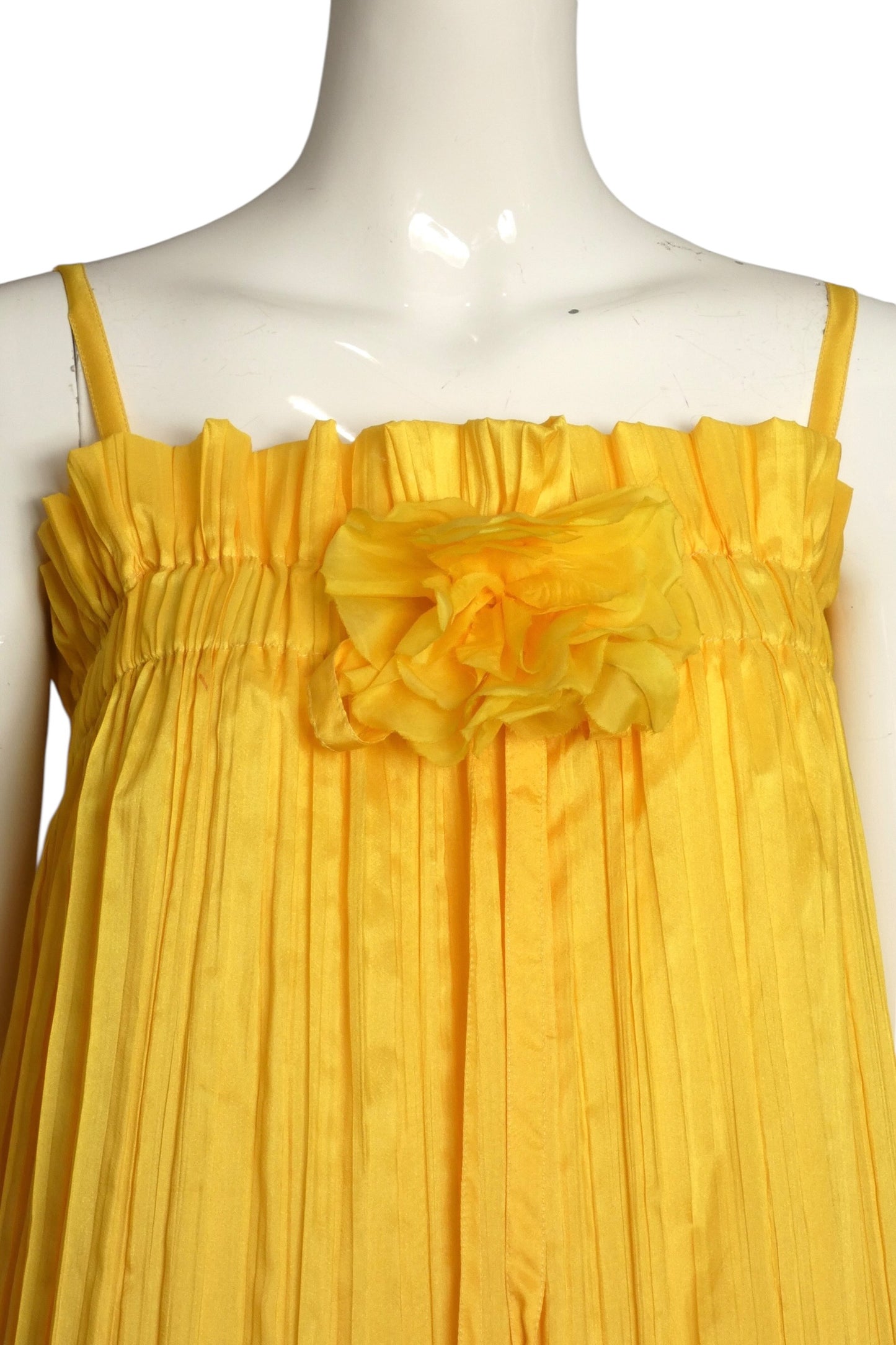 2009 Yellow Plisse Pleated Hoop Dress, Size 4