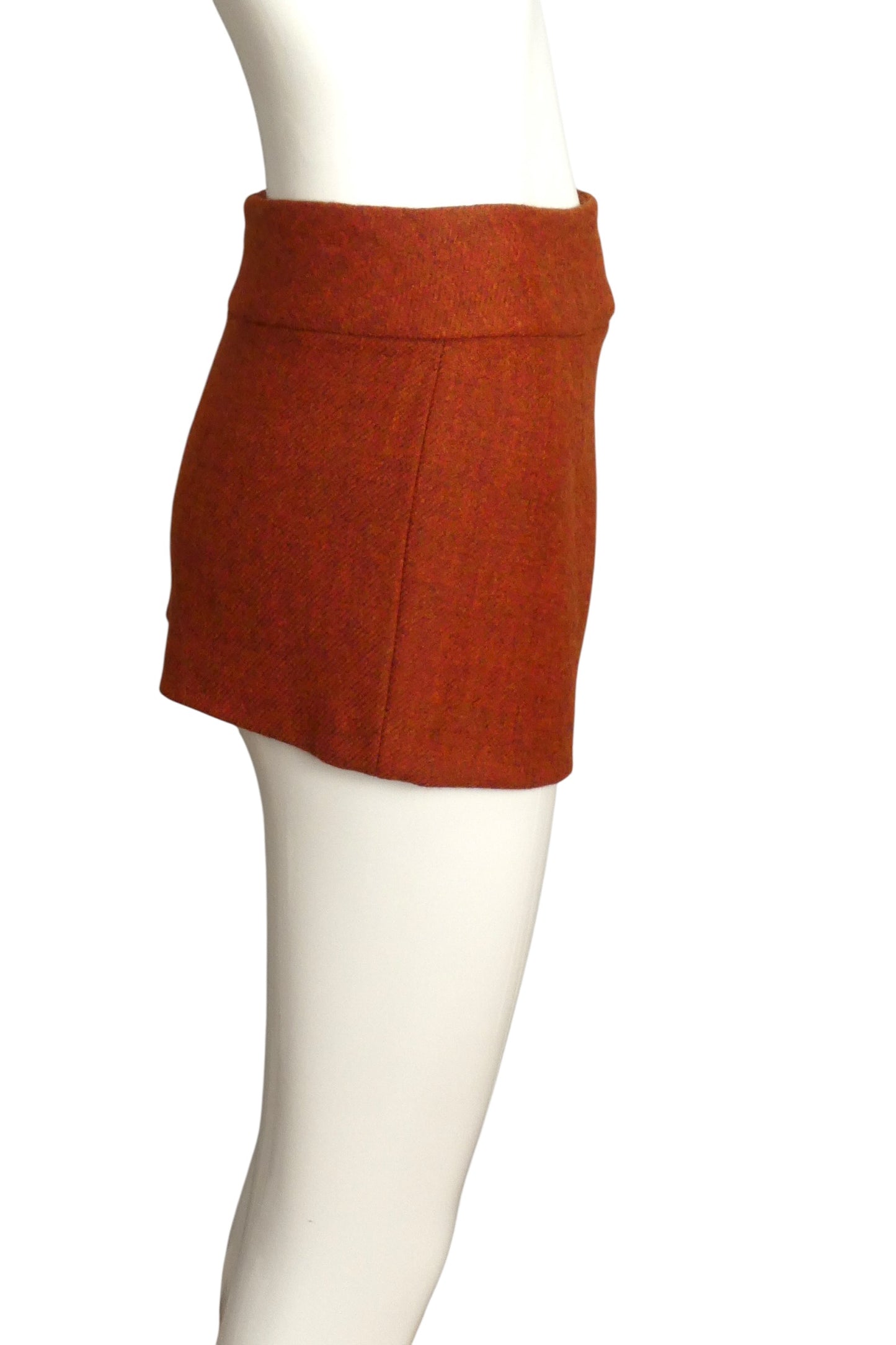 1996 Burnt Orange Wool Shorts- SIze 6