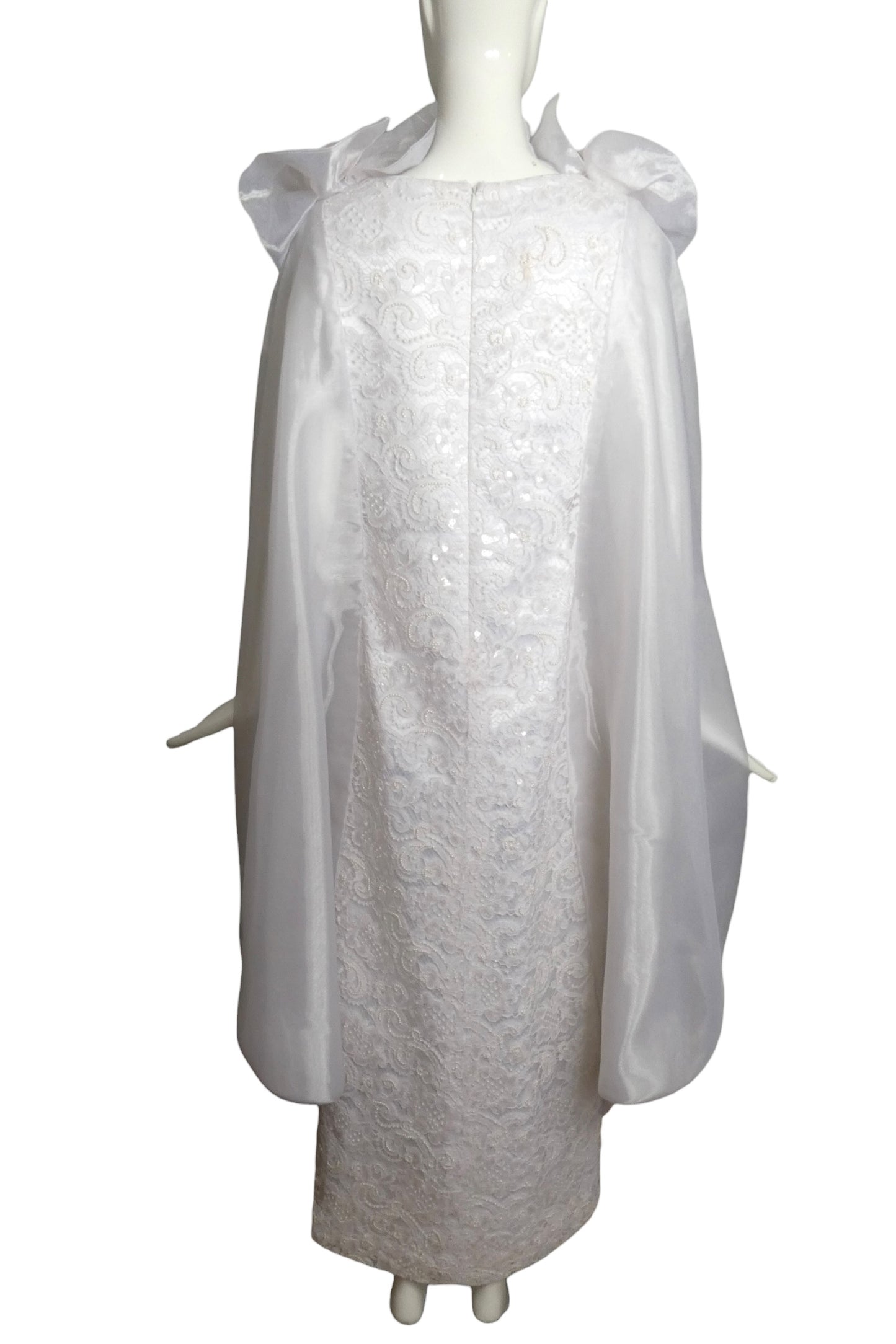 2010 Lace & Organza Wedding Gown, Size-4