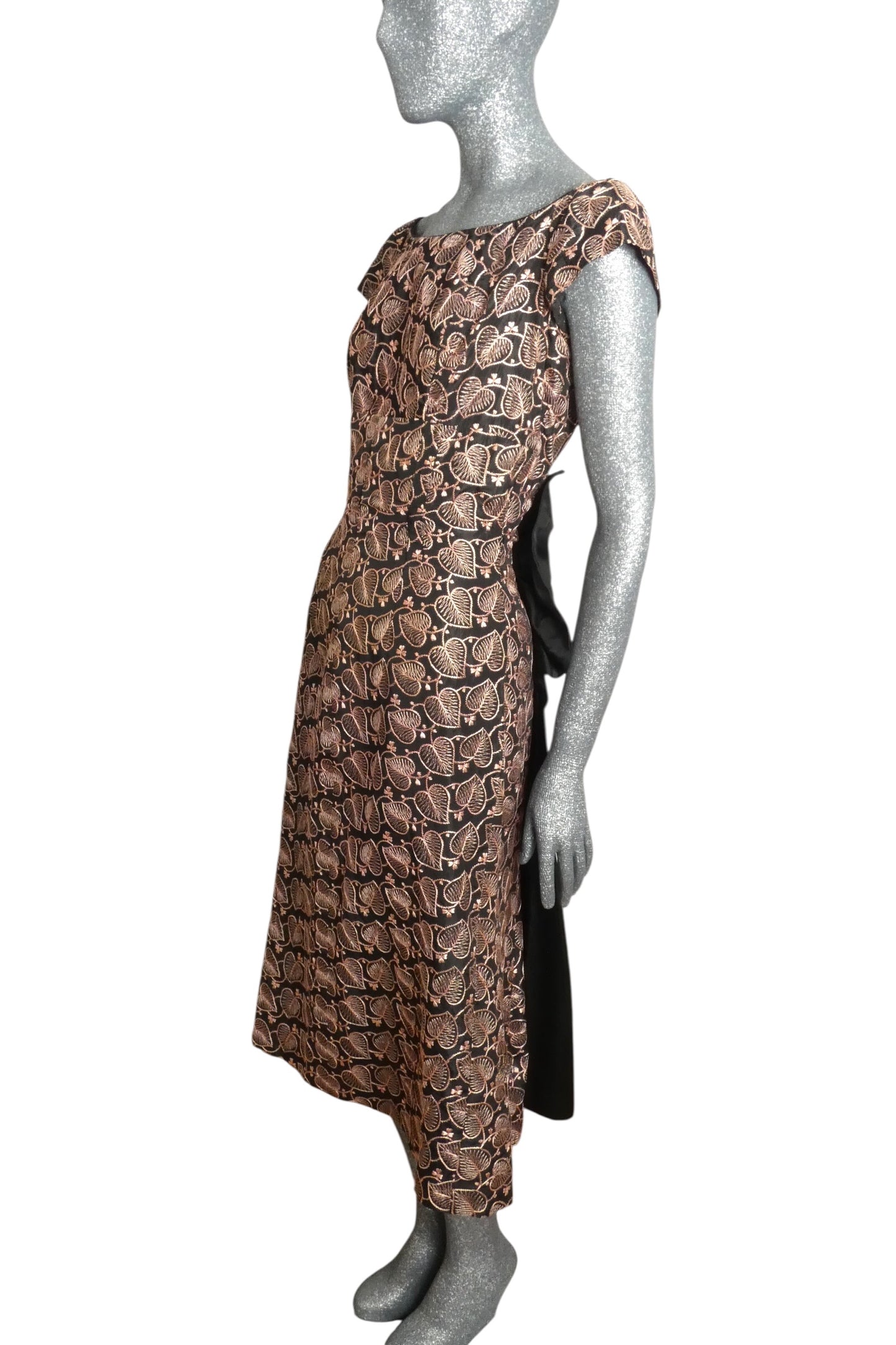 1950s Embroidered Party Dress, Size 6