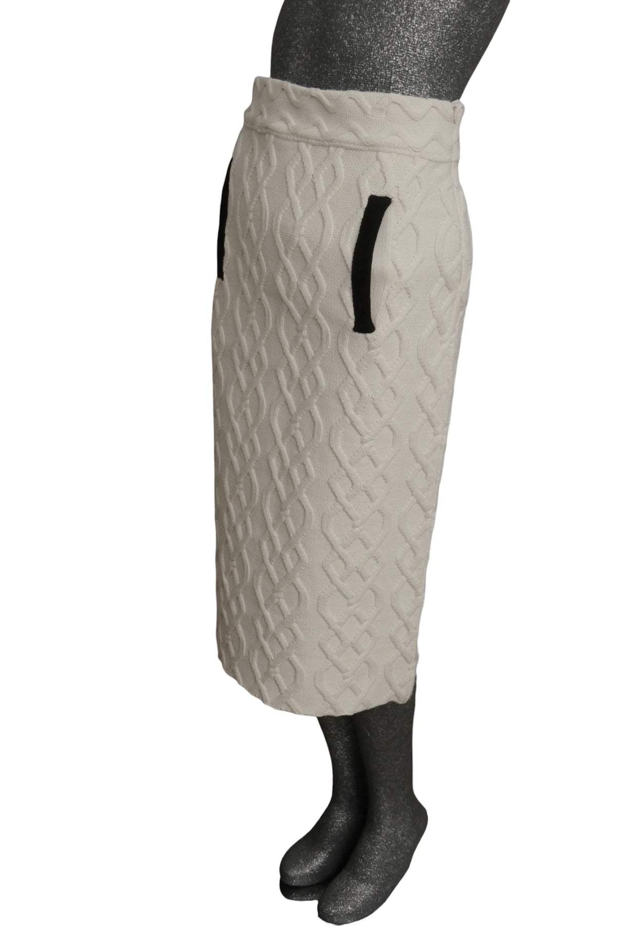 MOSCHINO COUTURE! - 2025 White & Black Sweater Knit Skirt, Size-10
