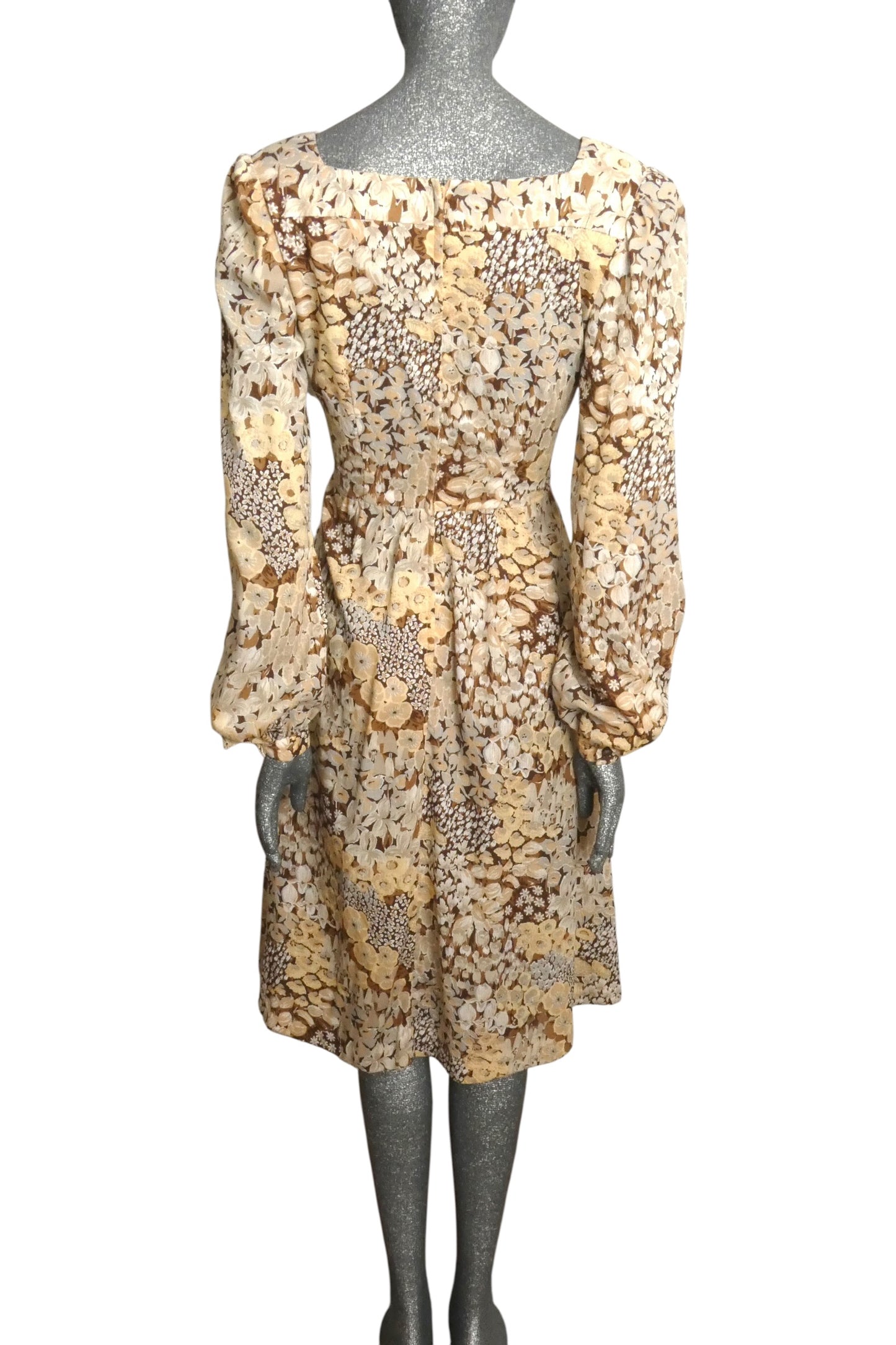 1970s Floral Print Peasant Dress, Size-6