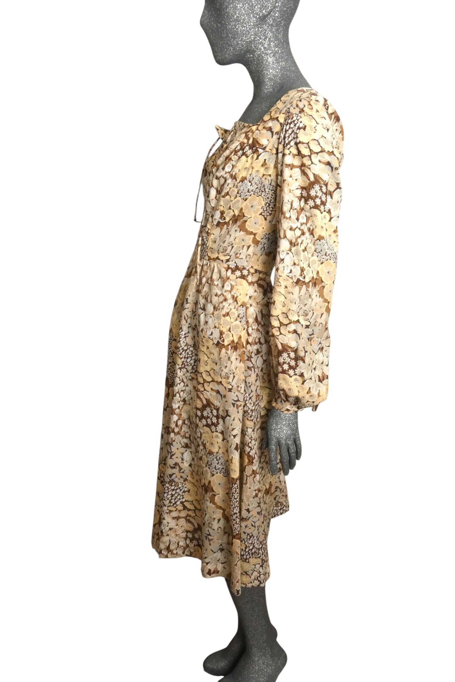 1970s Floral Print Peasant Dress, Size-6