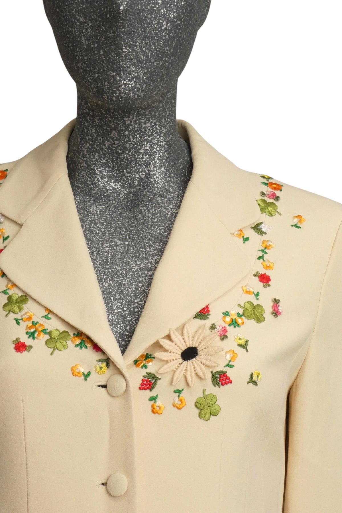 MOSCHINO CHEAP & CHIC - 1990s Ivory Floral Embroidered Blazer, Size-6