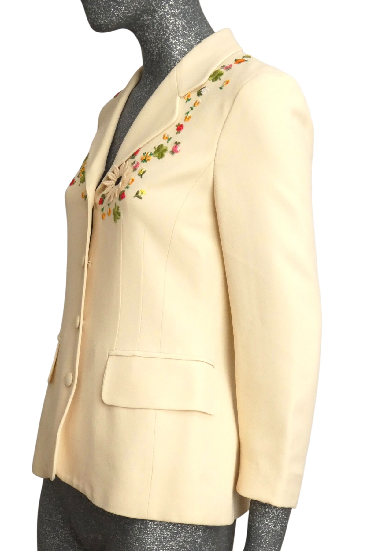 MOSCHINO CHEAP & CHIC - 1990s Ivory Floral Embroidered Blazer, Size-6