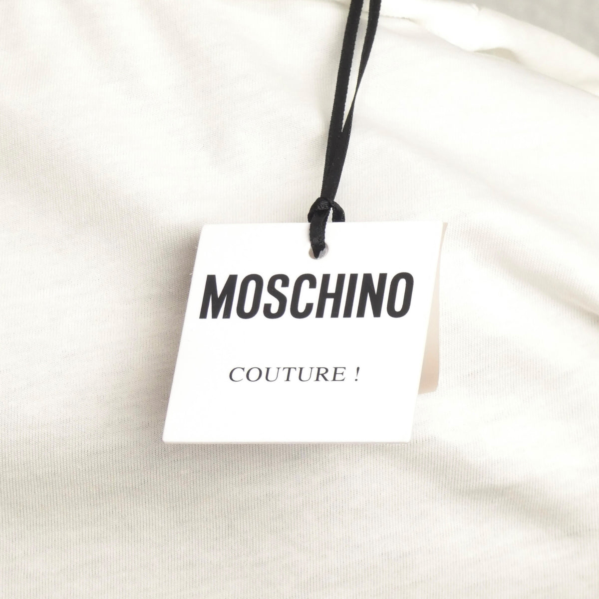 MOSCHINO COUTURE! - 2017 NWT "FAUXSCHINO" T-shirt, Size-4