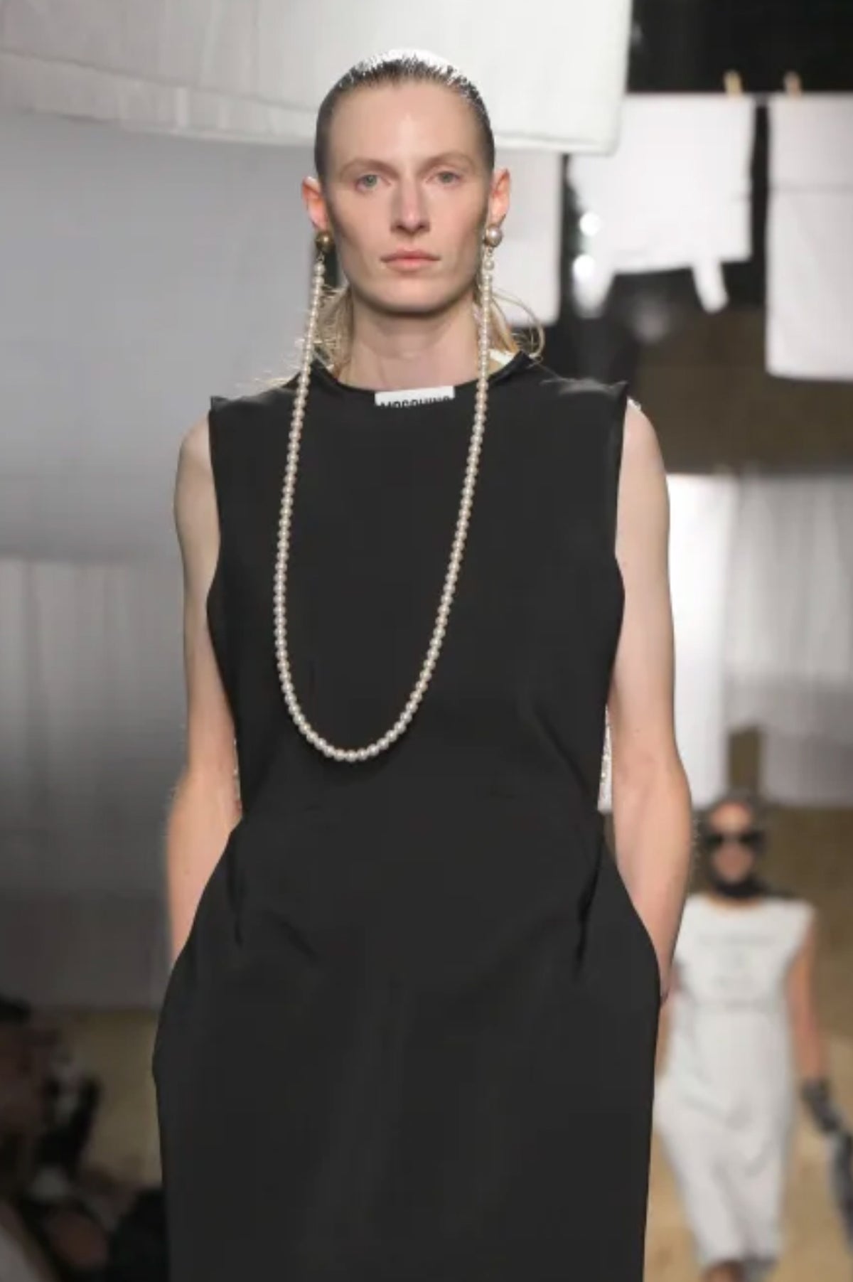 MOSCHINO COUTURE! - 2025 Convertible Earring-to-Necklace