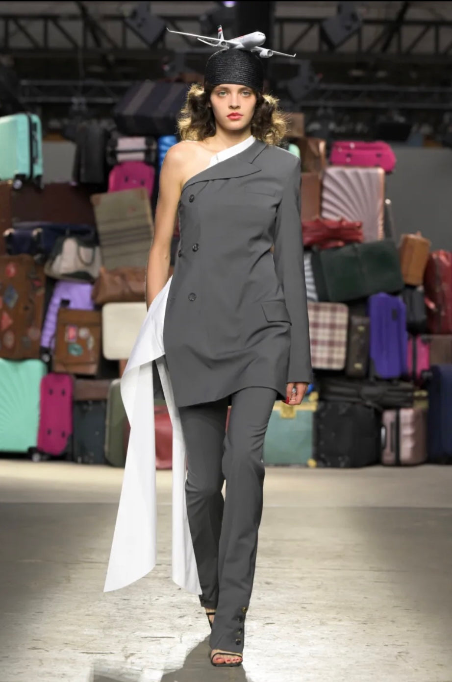 MOSCHINO COUTURE! - 2025 White One Shoulder Shirt, Multiple Items Available