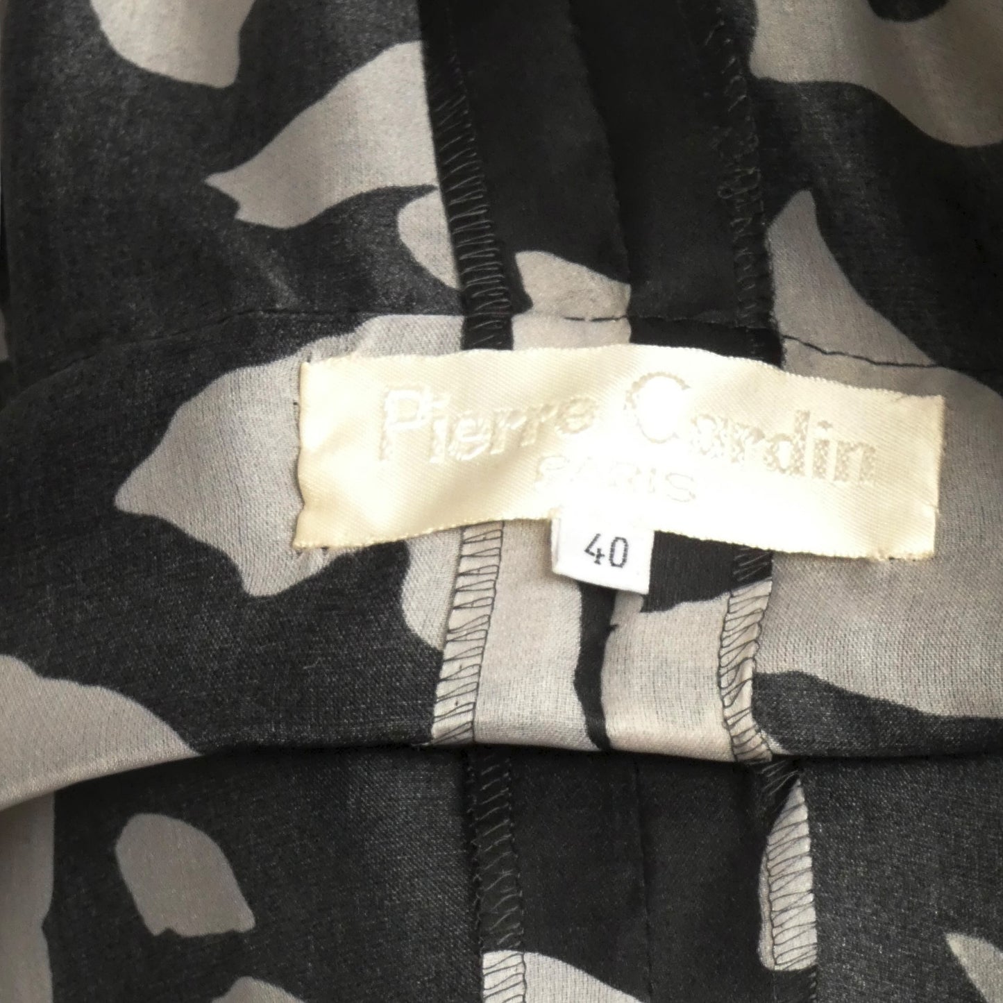 PIERRE CARDIN - 1990s Black & White Organza Skirt, Size-8