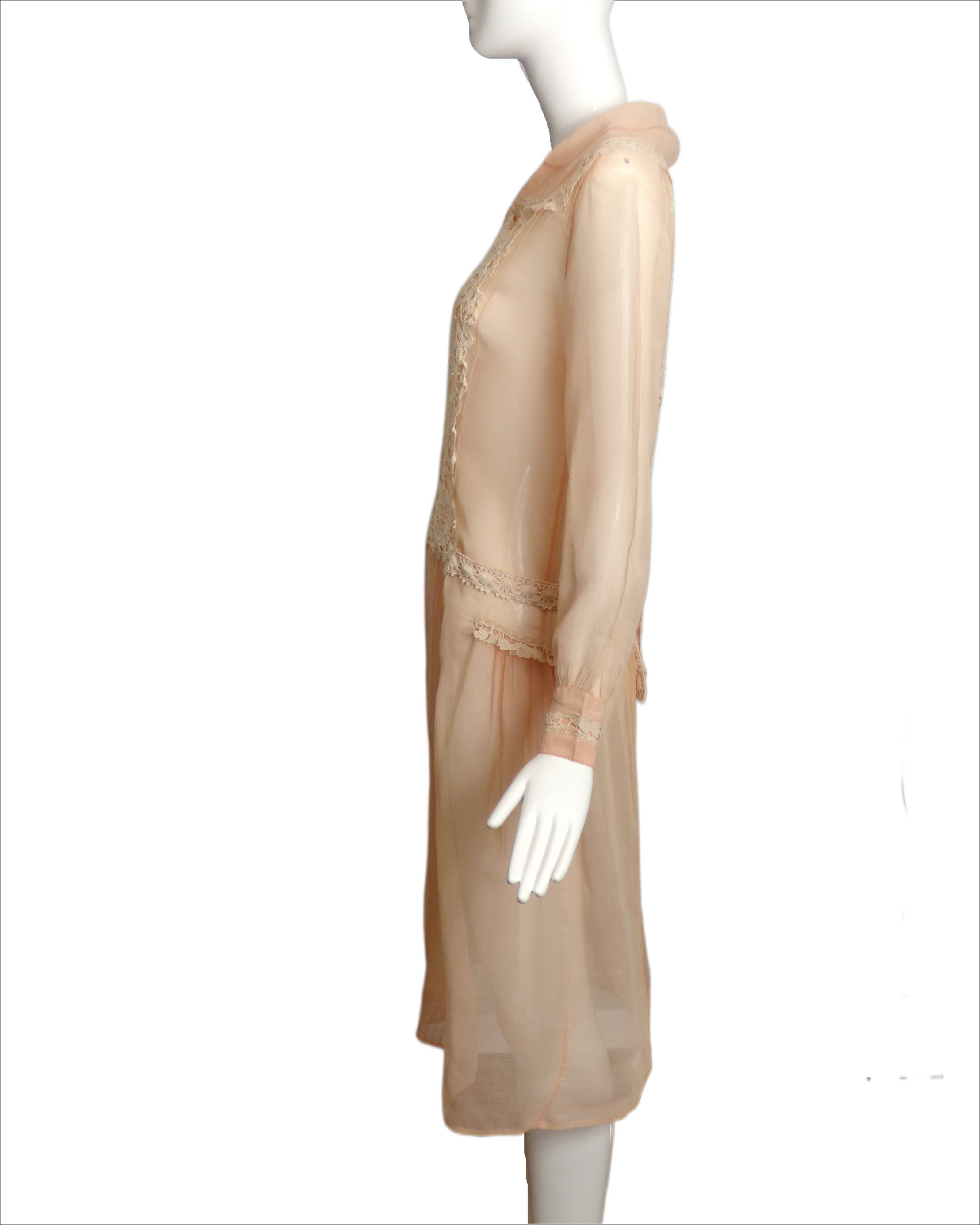 1920s Peach Lawn & Lace Dress, Size-8